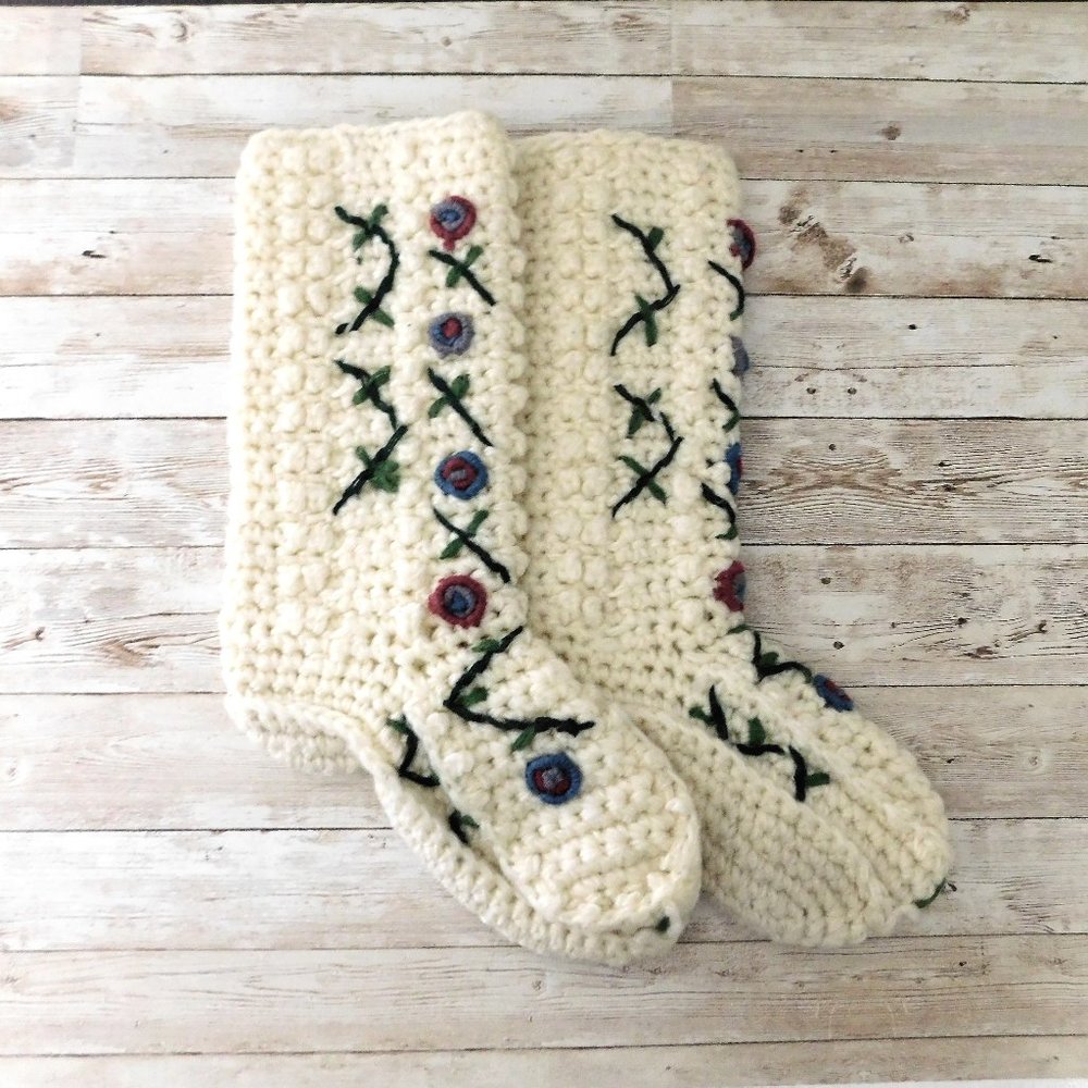 Vintage Hand Knit Winter Booties Slippers